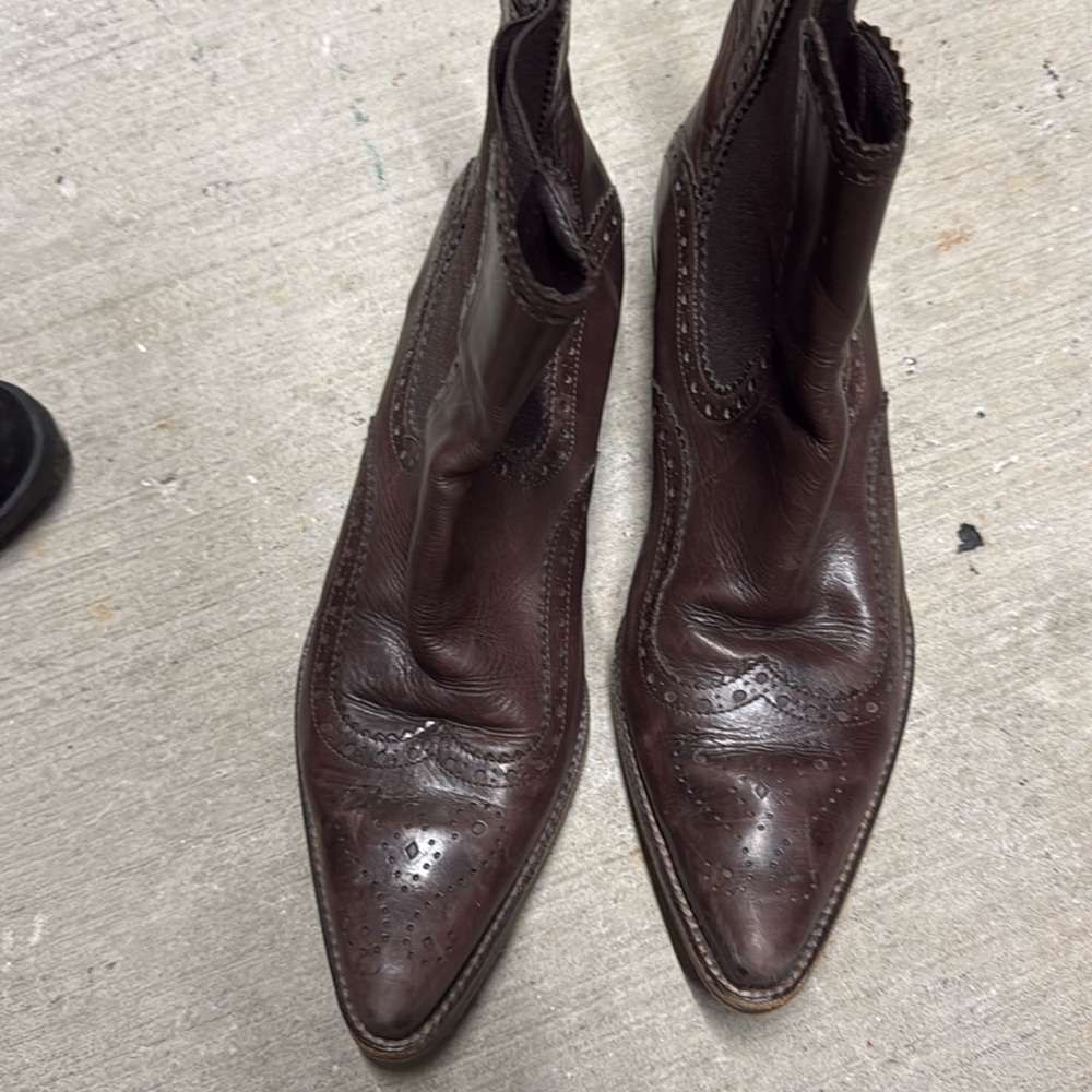 Size 38 1/2 brown boots made in Italy with stretch fabric for extra comfort